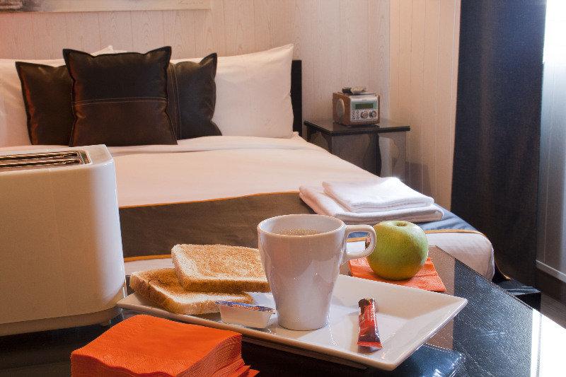 Hostal Oxum Madrid Eksteriør billede