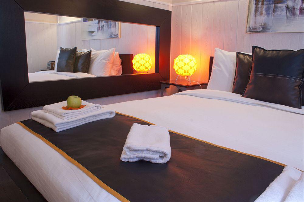 Hostal Oxum Madrid Eksteriør billede